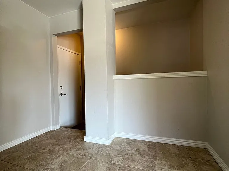 1365 Lucille Ct — Photo 8