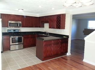 13 Capland Ct, Perry Hall, MD 21128