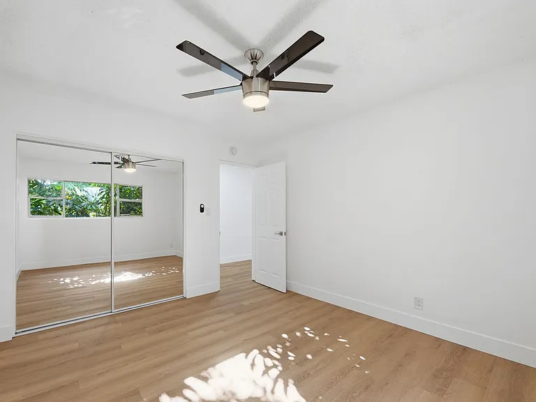 TALA Local at 1301 Havenhurst — Photo 79