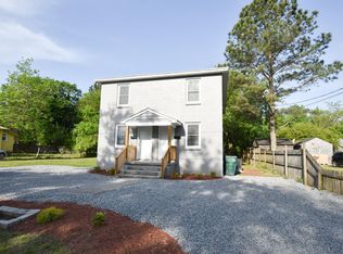 113 N 9th St #1/2, Suffolk, VA 23434