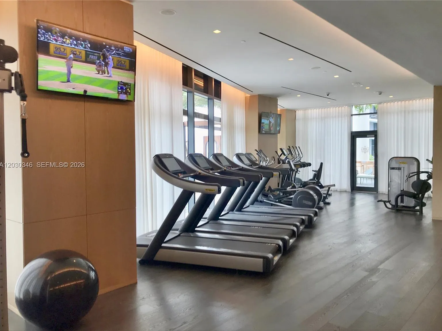 801 Sma Residences Condo — Photo 3