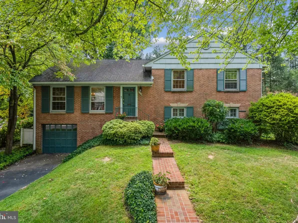 4108 Dunnel Ln, Kensington, MD 20895