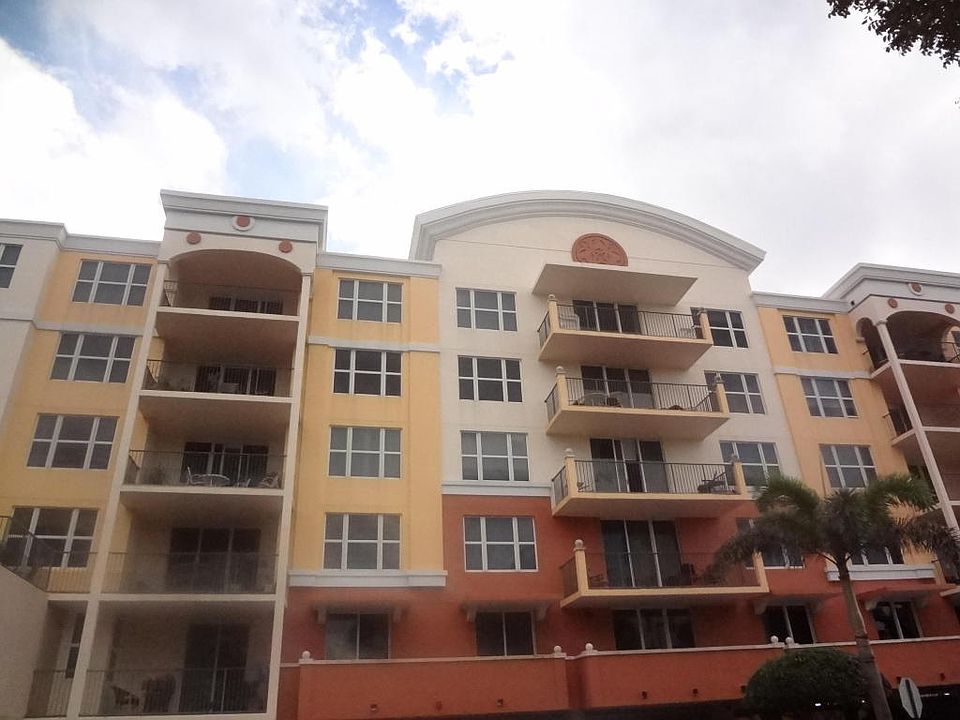 1st image of 191 SE 20th Ave APT 414