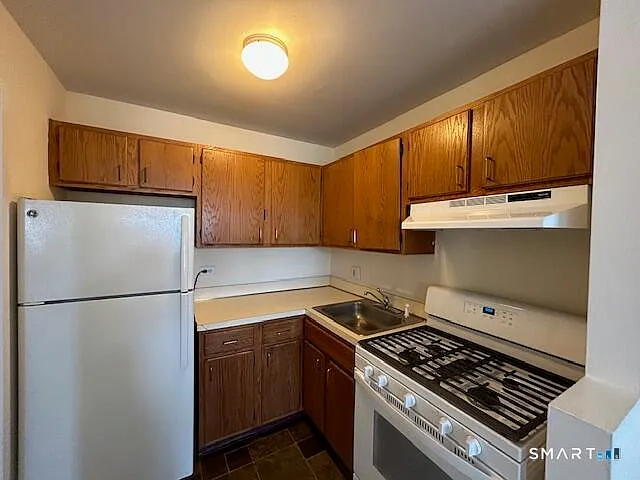 99 Prospect St #6L — Photo 10