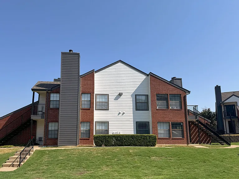 Crossings on Marsh Apartments — Photo 6