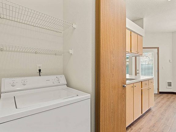 In-Unit Washer and Dryer
