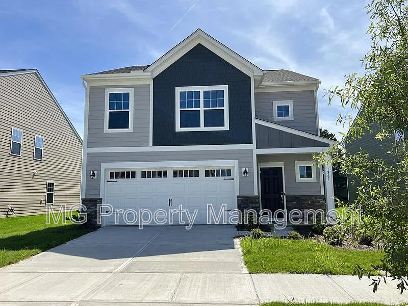 1367 Woodhouse Dr
