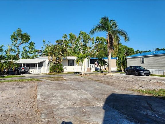 3rd image of 20651 River DR