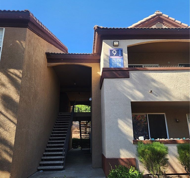 1st image of 231 W Horizon Ridge Pkwy APT 924