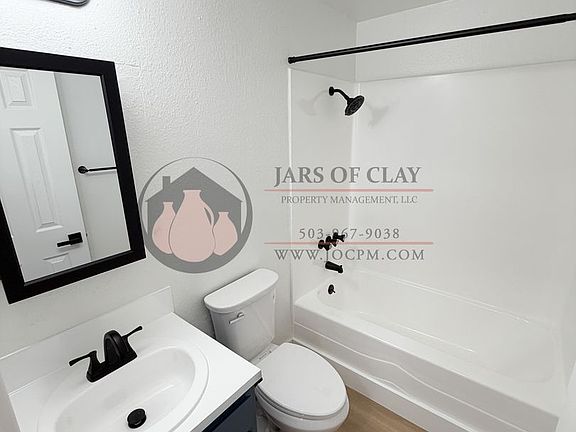 5th image of 1723 1727 Park Ave NE #1723C