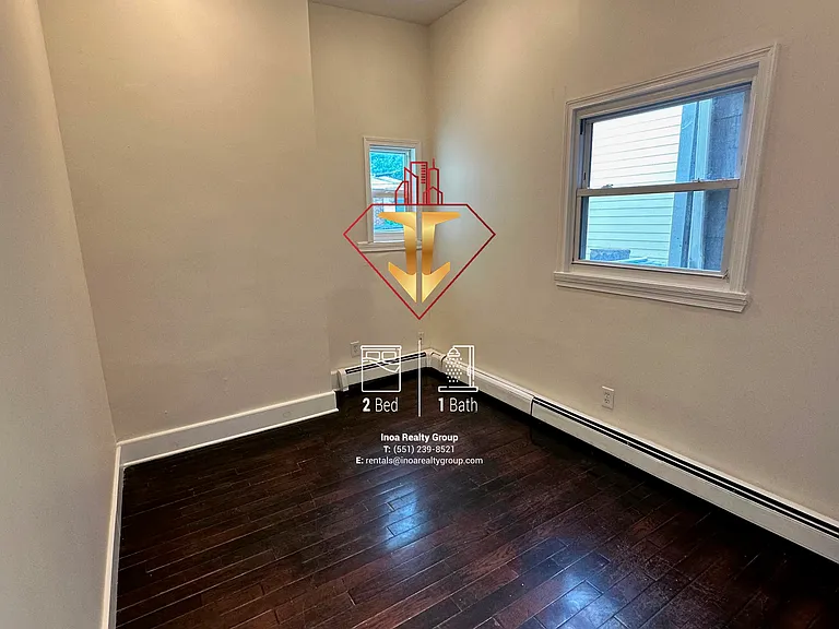 42.5 Jewett Ave #1L — Photo 6