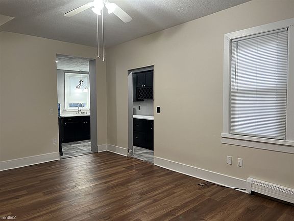 5B523F24-A9E2-440F-A29E-63C631F31581