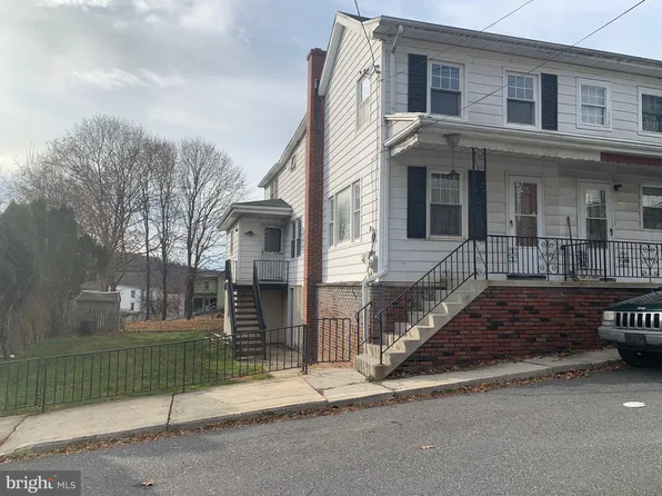 280 Wood St, Cumbola, PA 17930
