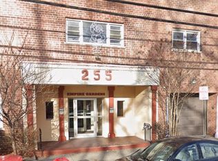 255 Bronx River Road #6J, Yonkers, NY 10704