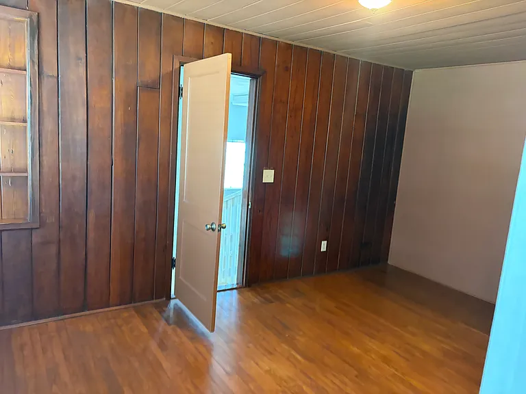 1501 W River Shore Way — Photo 9