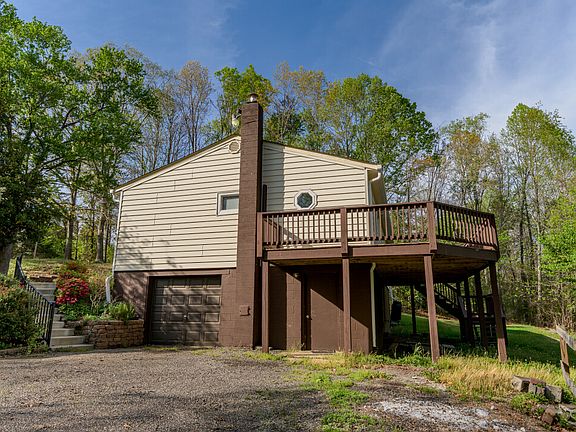 4th image of 1441 Carpenters Mill Rd