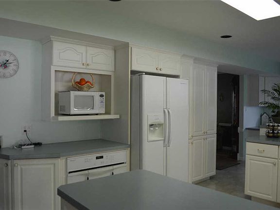 4th image of 1146 Martin Manor Pl