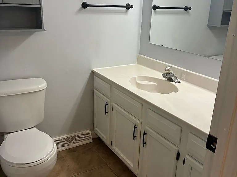 1823 Cedar Ridge Rd — Photo 13