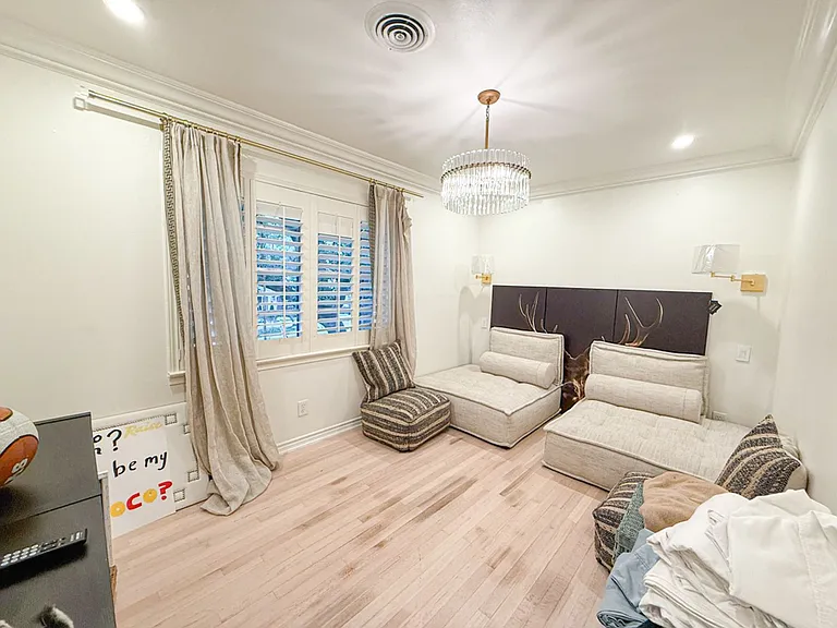 4500 San Carlos St — Photo 19