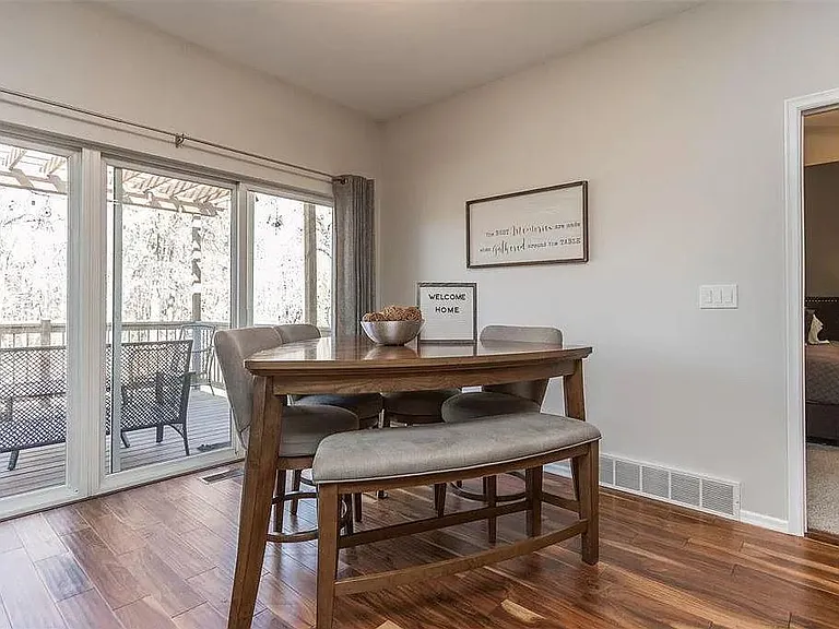 1020 Capri Dr NE — Photo 19