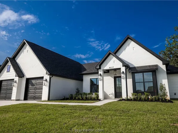 4637 River Valley Dr, Bryan, TX 77808