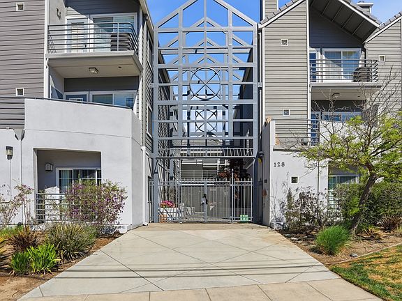 3rd image of 128 El Camino Real APT 203