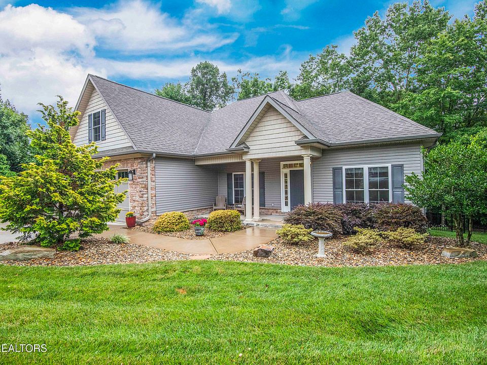 1st image of 213 Osage Dr