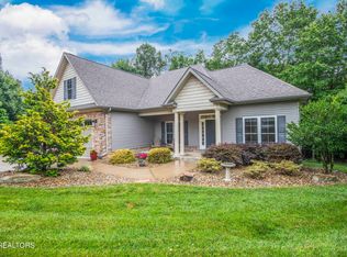 213 Osage Dr, Loudon, TN 37774