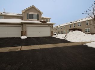 270 Wildmeadow Ln, Woodstock, IL 60098