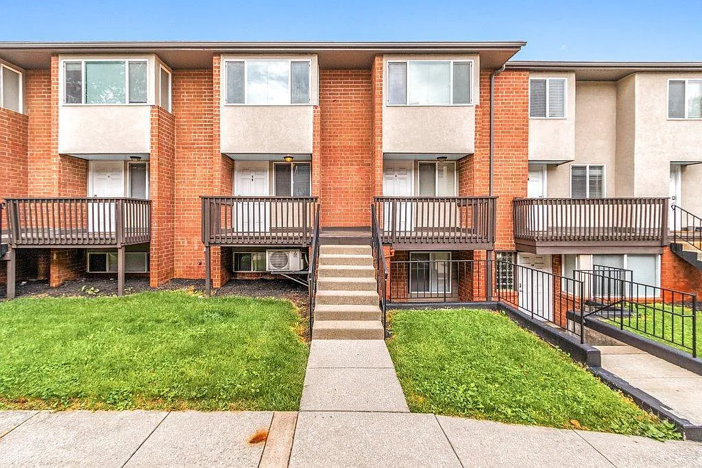 1 bed, 700 sqft, $925 — Photo 2