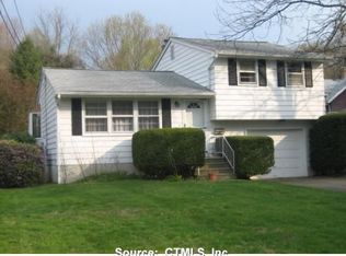 101 Bowers St, Watertown, CT 06795