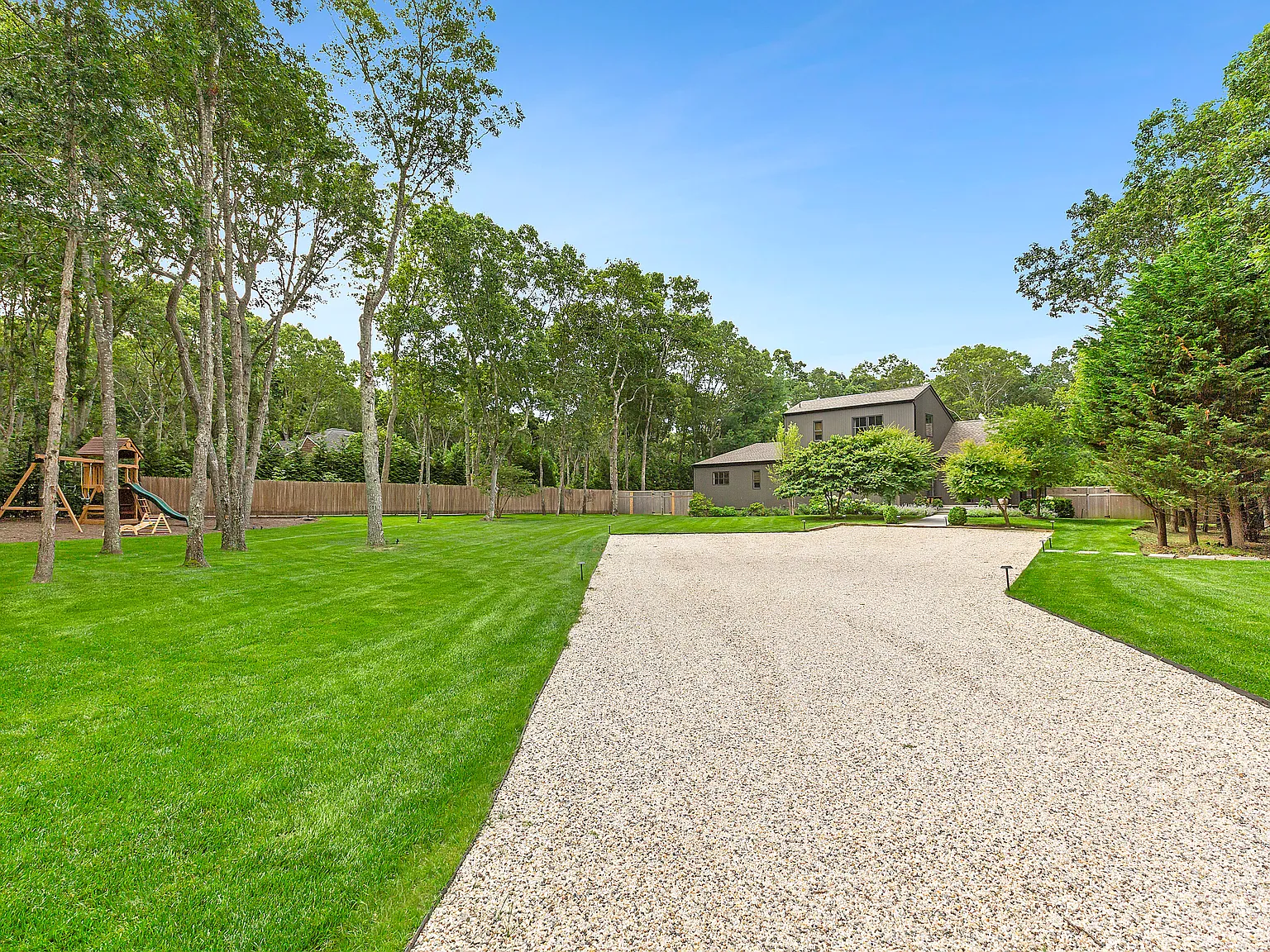 Newly Completed East Hampton Dream — Photo 4