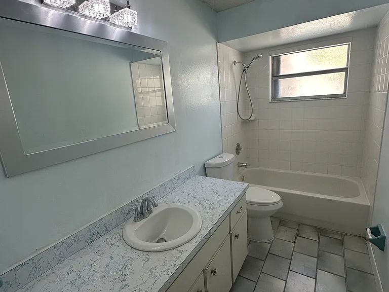 8139 Village Green Rd — Photo 12
