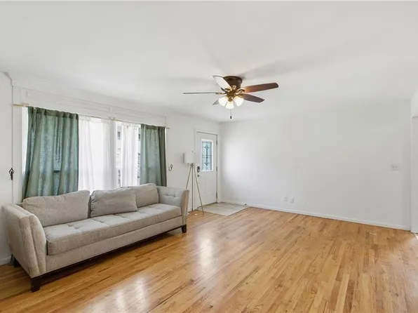 112 Collette St, Excelsior Springs, MO 64024