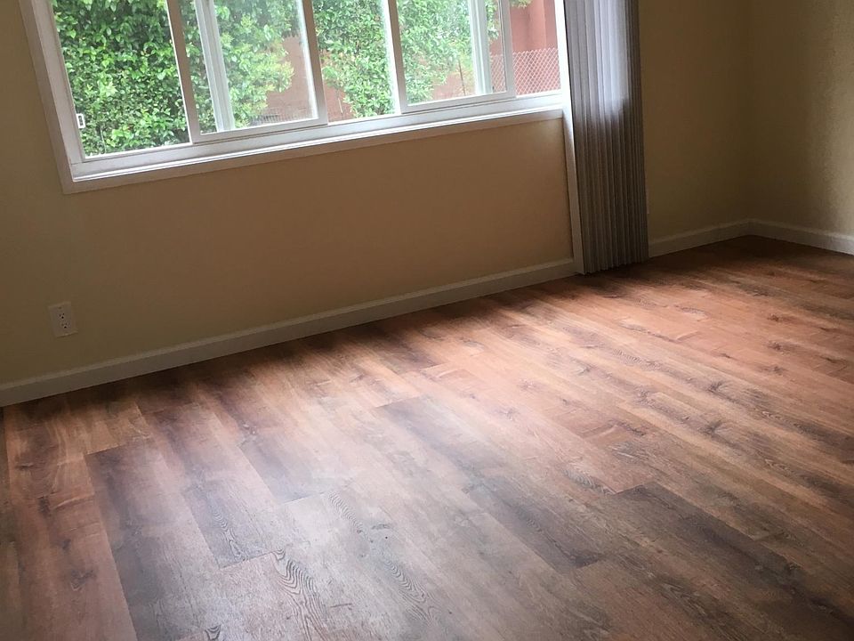 1st image of 428 Smalley Ave APT 1