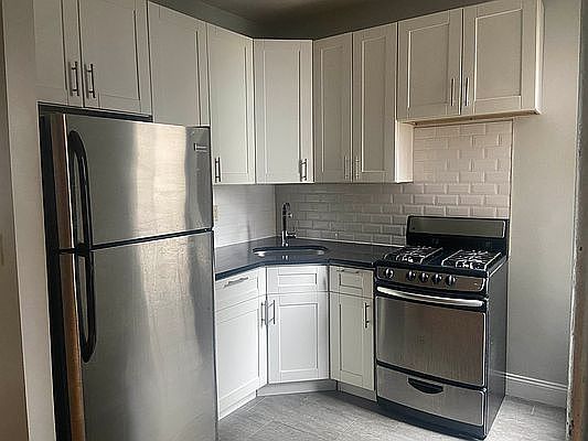 1st image of 570 W 159th St #18