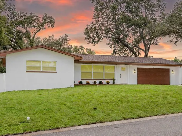 912 Pineview Ave, Clearwater, FL 33756