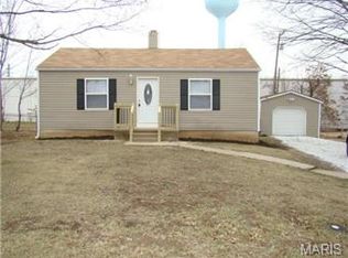 11 Kerland Dr, Wright City, MO 63390