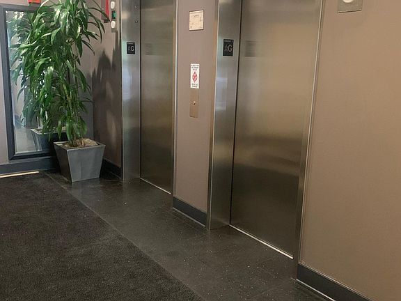 3rd image of 221 E Cullerton St APT 811