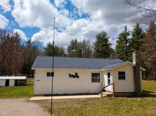 12340 Hall Rd, Atlanta, MI 49709