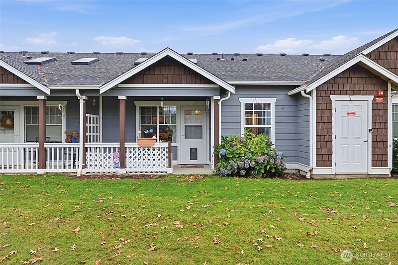 3rd image of 5682 Correll Drive #102