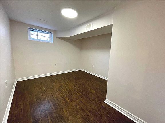 3rd image of 254 Browndale Cres #Basement
