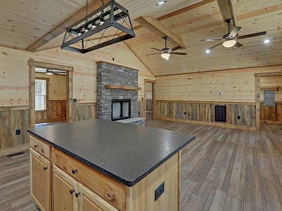 5th image of 313 Burger Rd
