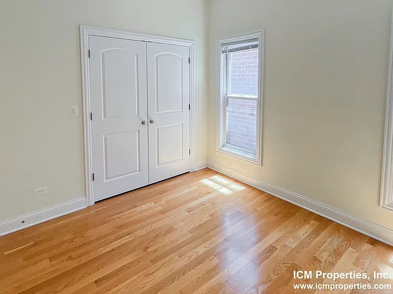 2318 N Greenview Ave #3 — Photo 8