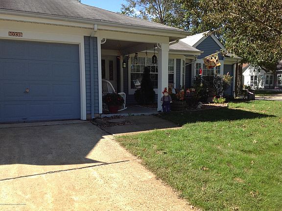 3rd image of 1033B Thornbury Ln