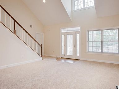 102 High Pointe Dr Hummelstown Pa 17036 Zillow