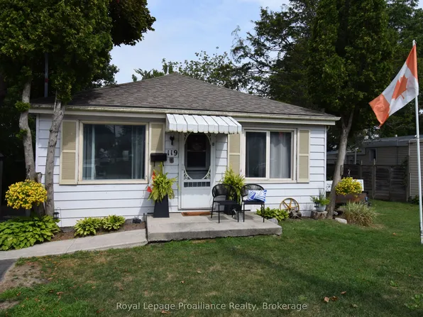 119 Orchard Dr, Belleville, ON K8P 2K8