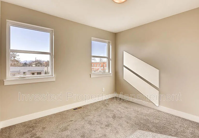 3344 N Williams St — Photo 21