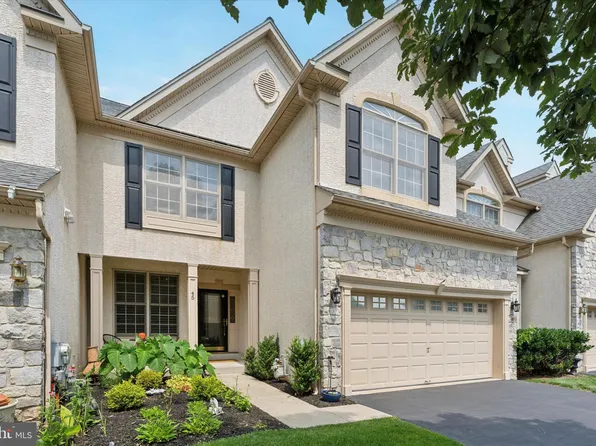 45 Penn Crossing Dr, East Norriton, PA 19401