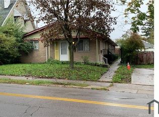 211 E Siebenthaler Ave, Dayton, OH 45405